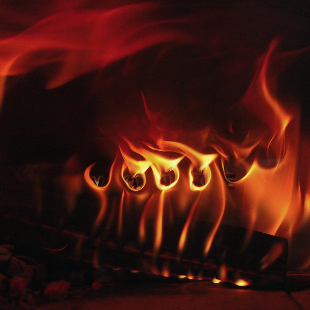 Manipulate heat with our airflow channels.